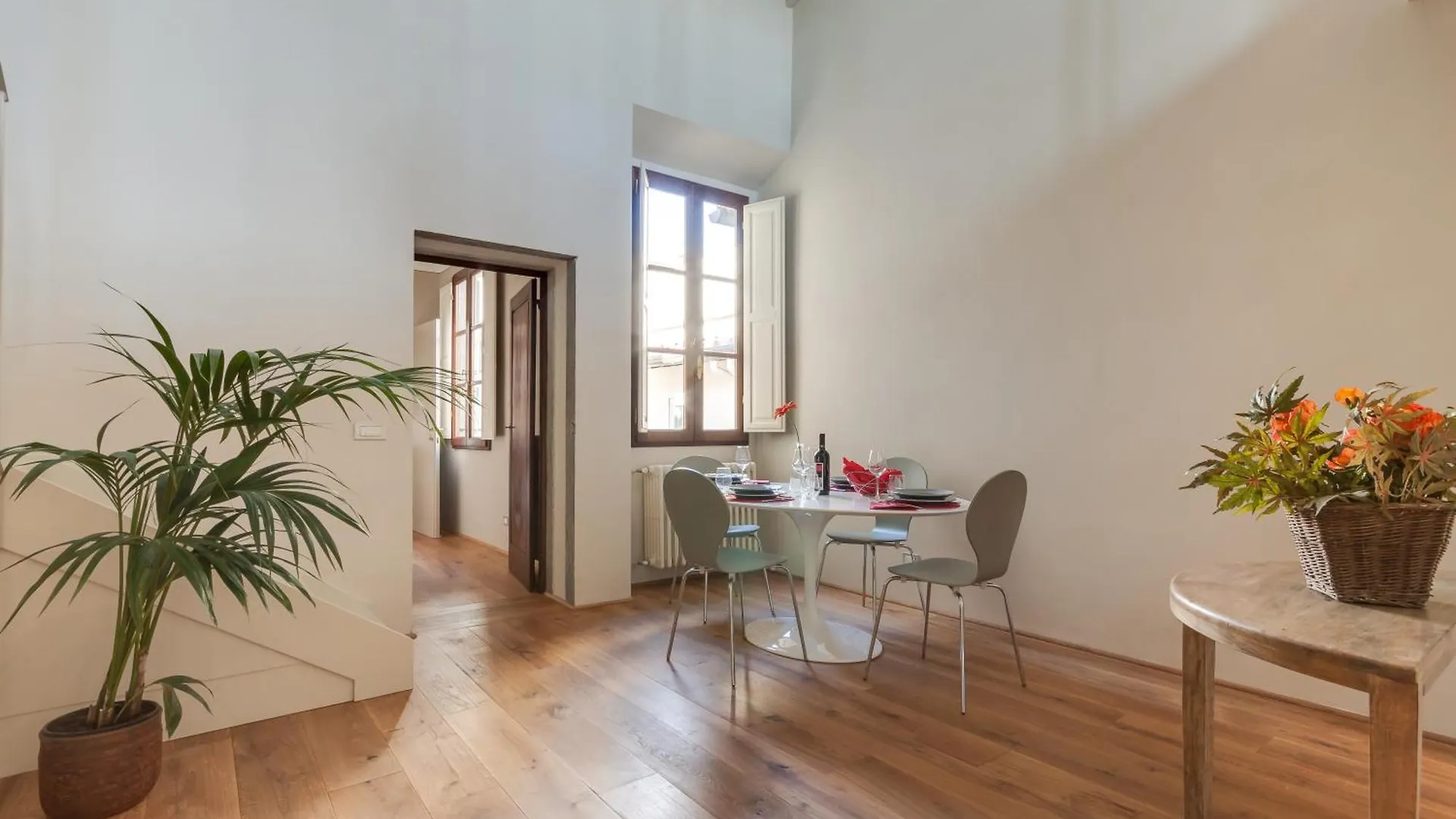 Accademia Frescoes Apartment Firenze